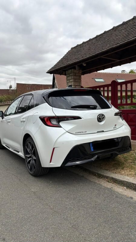 TOYOTA COROLLA GR SPORT 1.8 Hybride 140 ch - Image 4