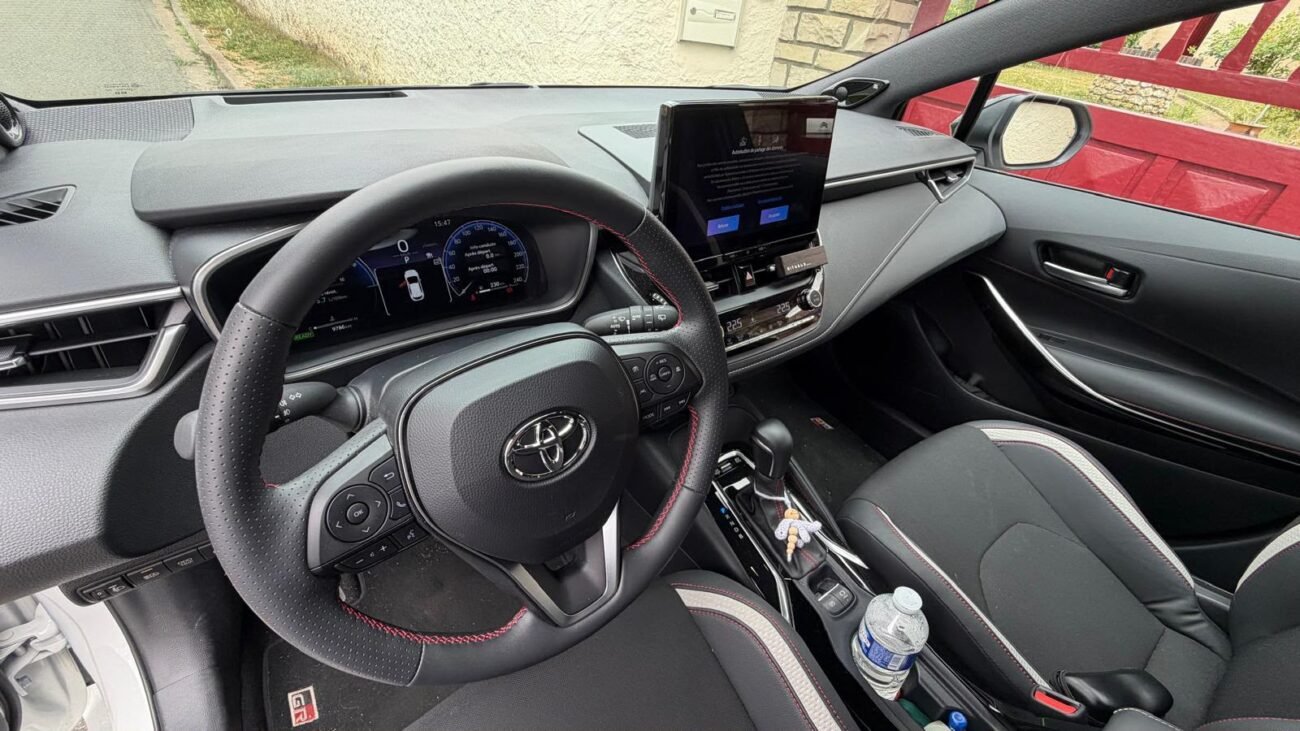 TOYOTA COROLLA GR SPORT 1.8 Hybride 140 ch - Image 6