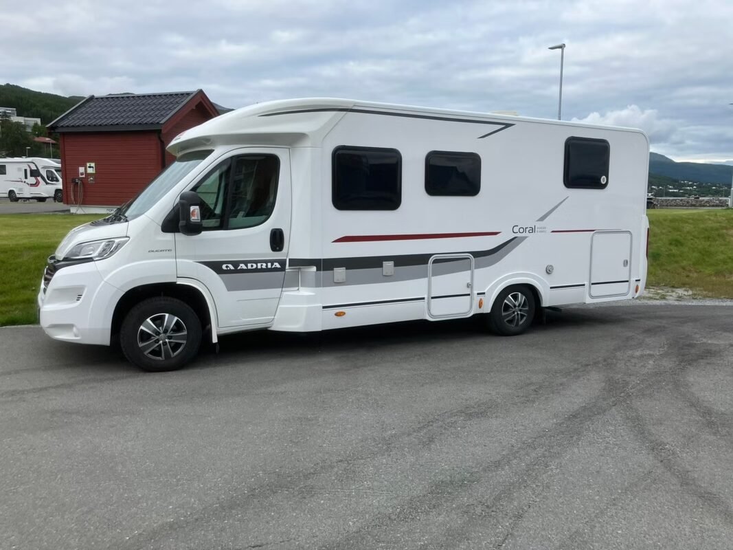 ADRIA CORAL S 690 SC - Image 2
