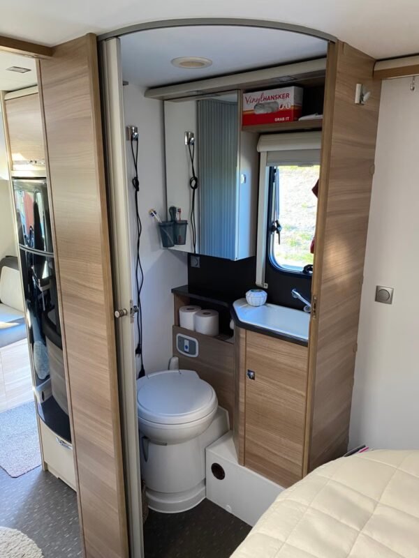 ADRIA CORAL S 690 SC - Image 17