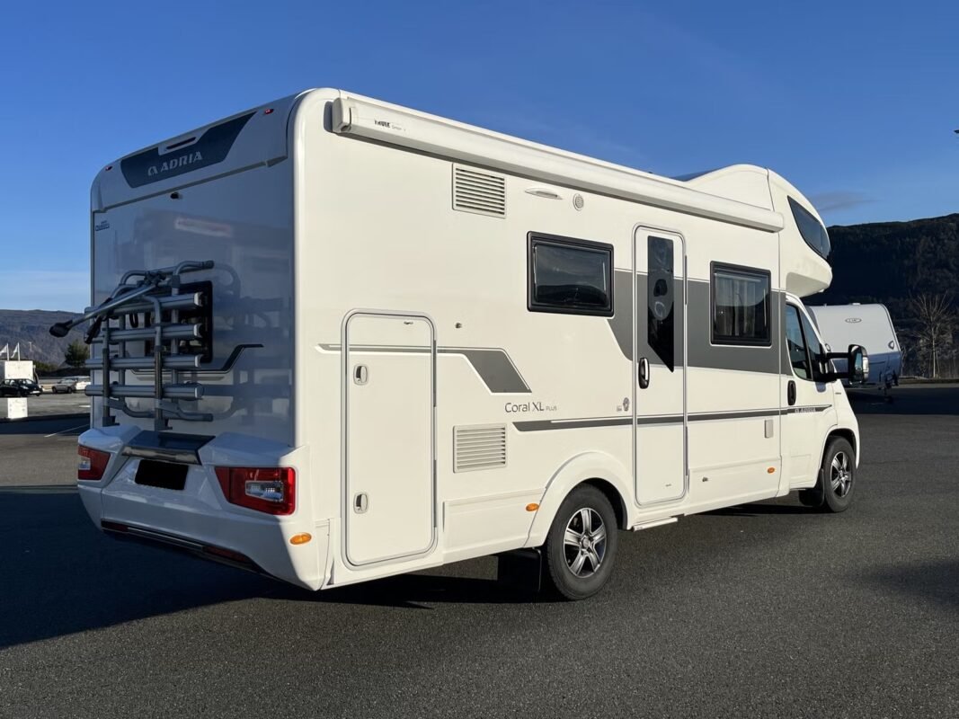 ADRIA CORAL XL A 670 DK - Image 3