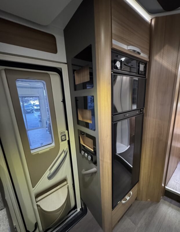 ADRIA MATRIX M 670SL SUPREME - Image 10