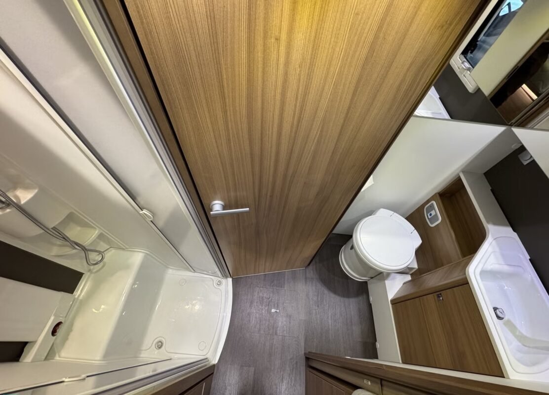 ADRIA MATRIX M 670SL SUPREME - Image 14