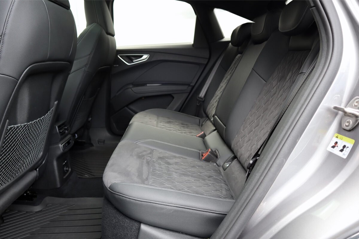 AUDI Q4 SPORTBACK E-TRON 50 E-TRON 299 CH QUATTRO S LINE - Image 19