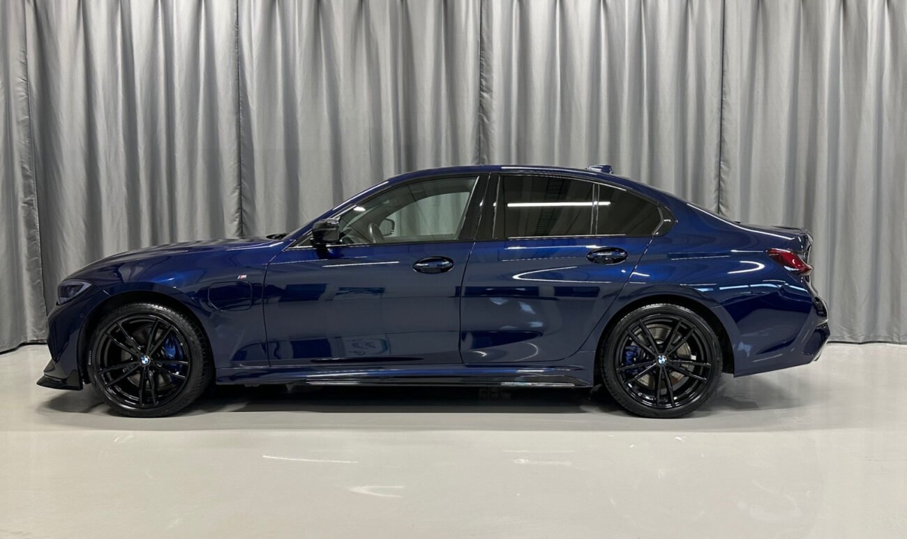 BMW SERIE 3 330E XDRIVE M-SPORT - Image 11