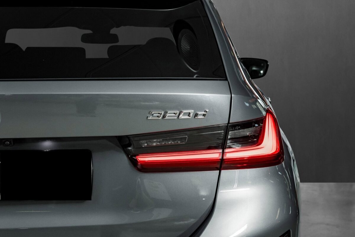 BMW SERIE 3 TOURING VII 320DA XDRIVE M-SPORT - Image 8