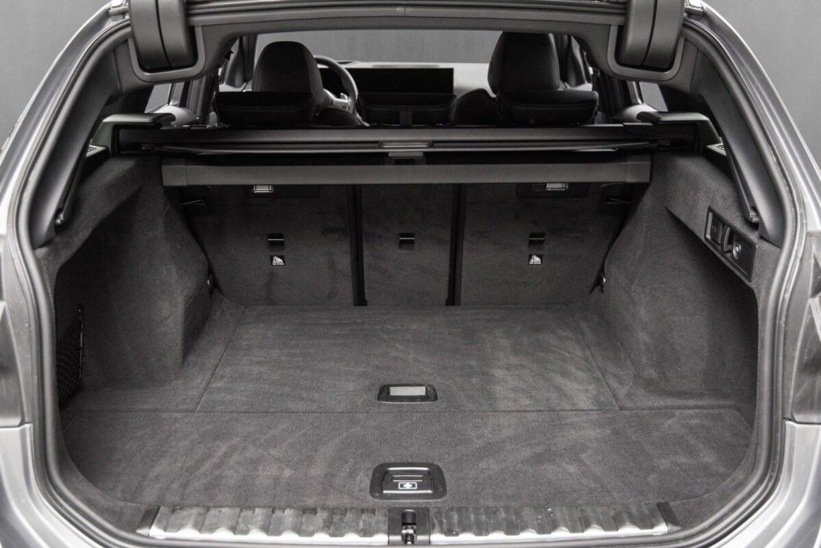 BMW SERIE 3 TOURING VII 320DA XDRIVE M-SPORT - Image 17