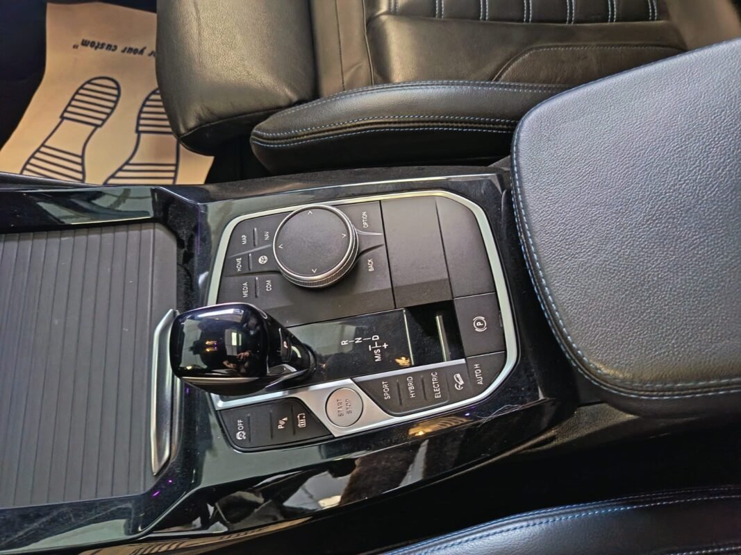 BMW X3 III (G01) XDRIVE30E 292 CH M SPORT BVA8 - Image 8