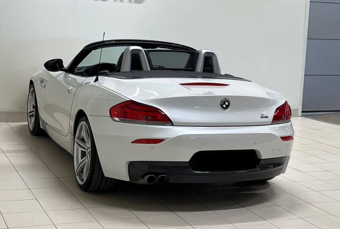 BMW Z4 ROADSTER II SDRIVE18i M SPORT - Image 11