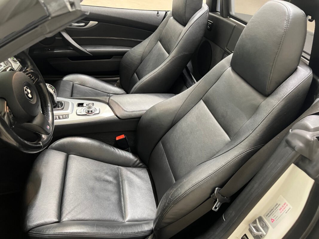 BMW Z4 ROADSTER II SDRIVE18i M SPORT - Image 16