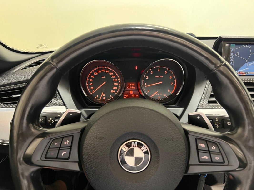 BMW Z4 ROADSTER II SDRIVE18i M SPORT - Image 18