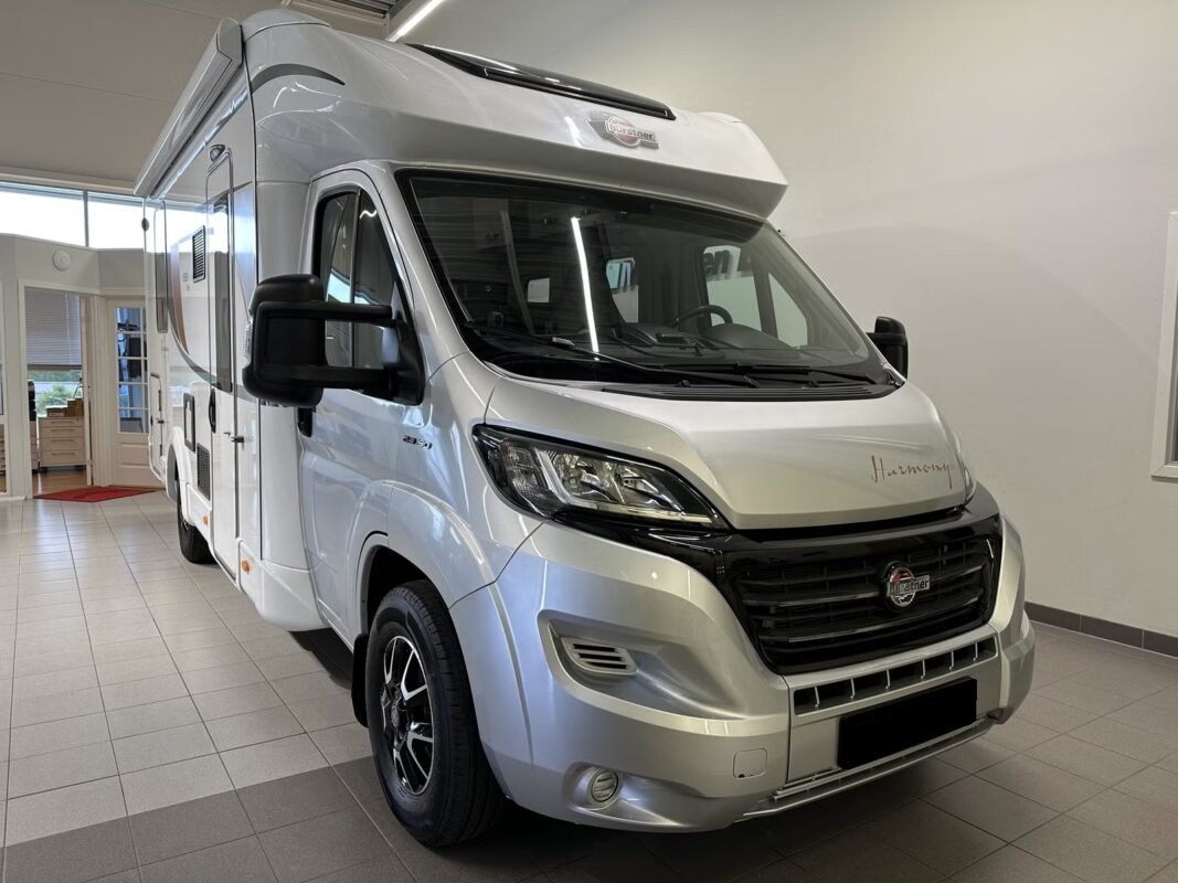 BÜRSTNER LYSEO T 700 HARMONY LINE I - Image 1