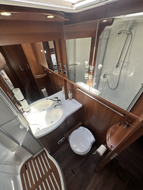 CARTHAGO CHIC E-LINE I 51 QB SUITE - Image 15