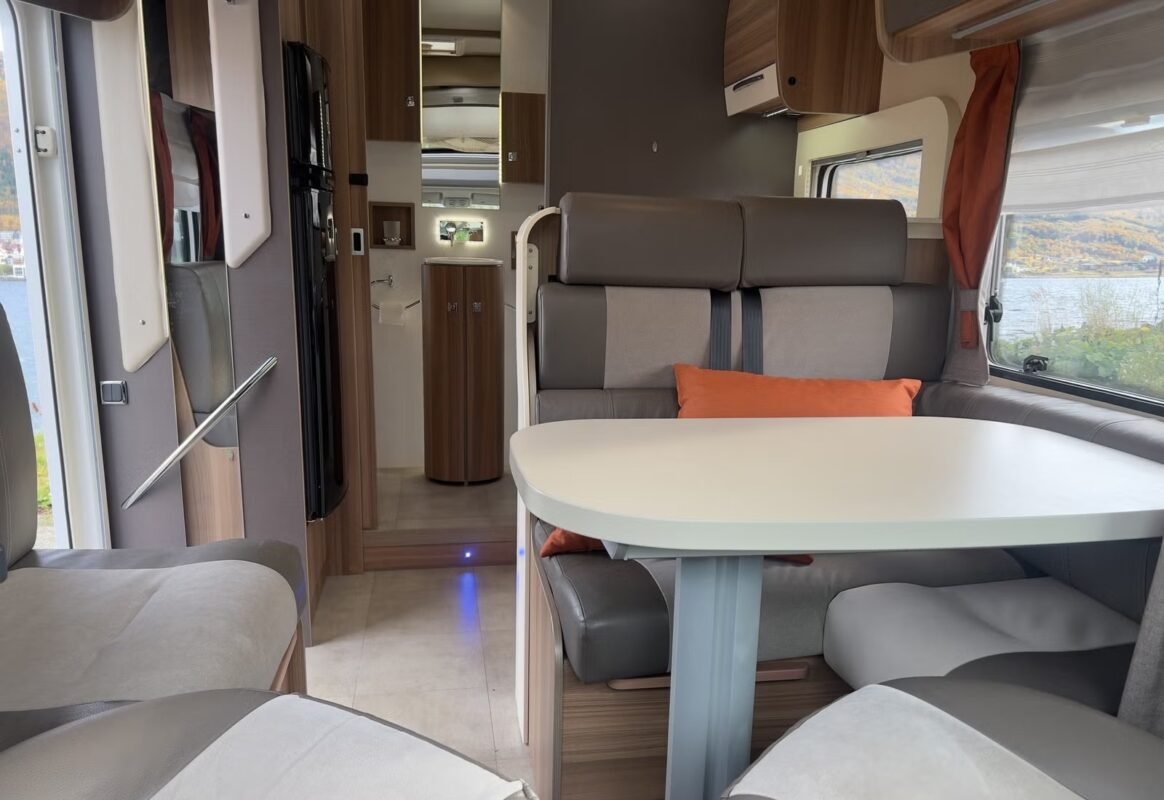 CHALLENGER GRAPHITE 388 EB - Image 11