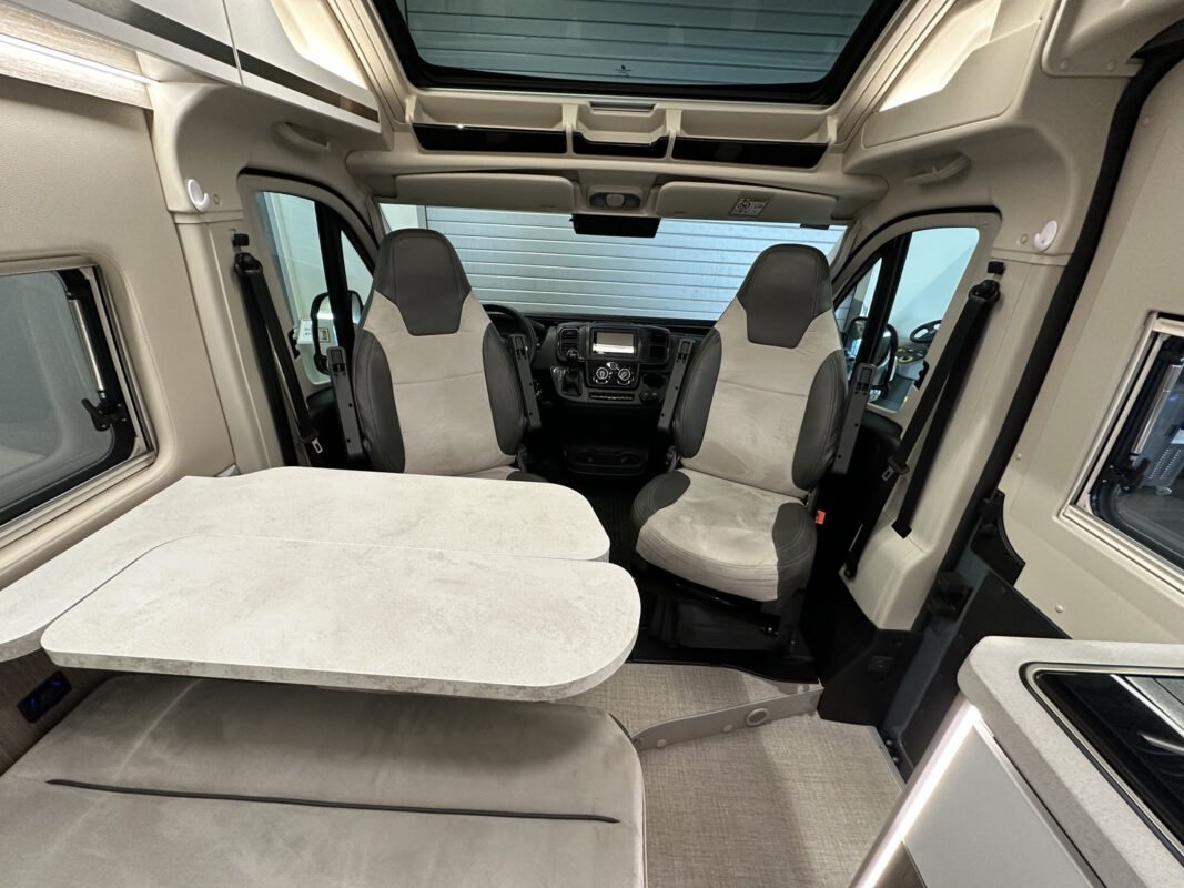 CHALLENGER ROAD EDITION PREMIUM V217 - Image 16