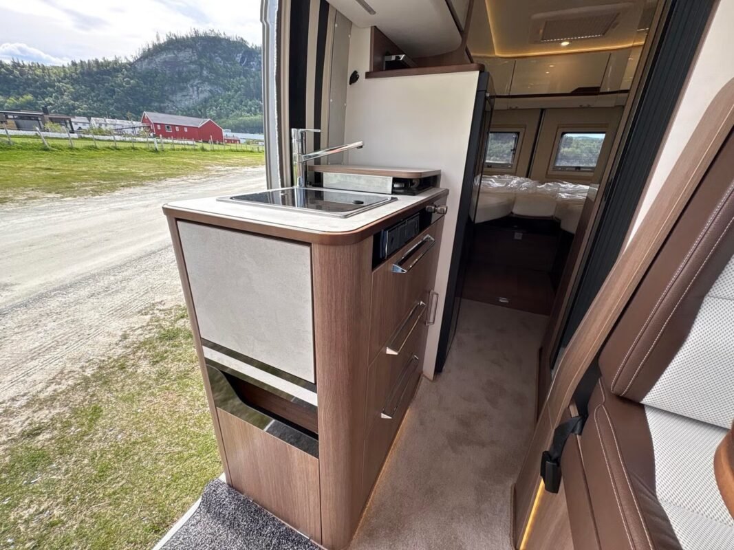DREAMER D68 - Image 10