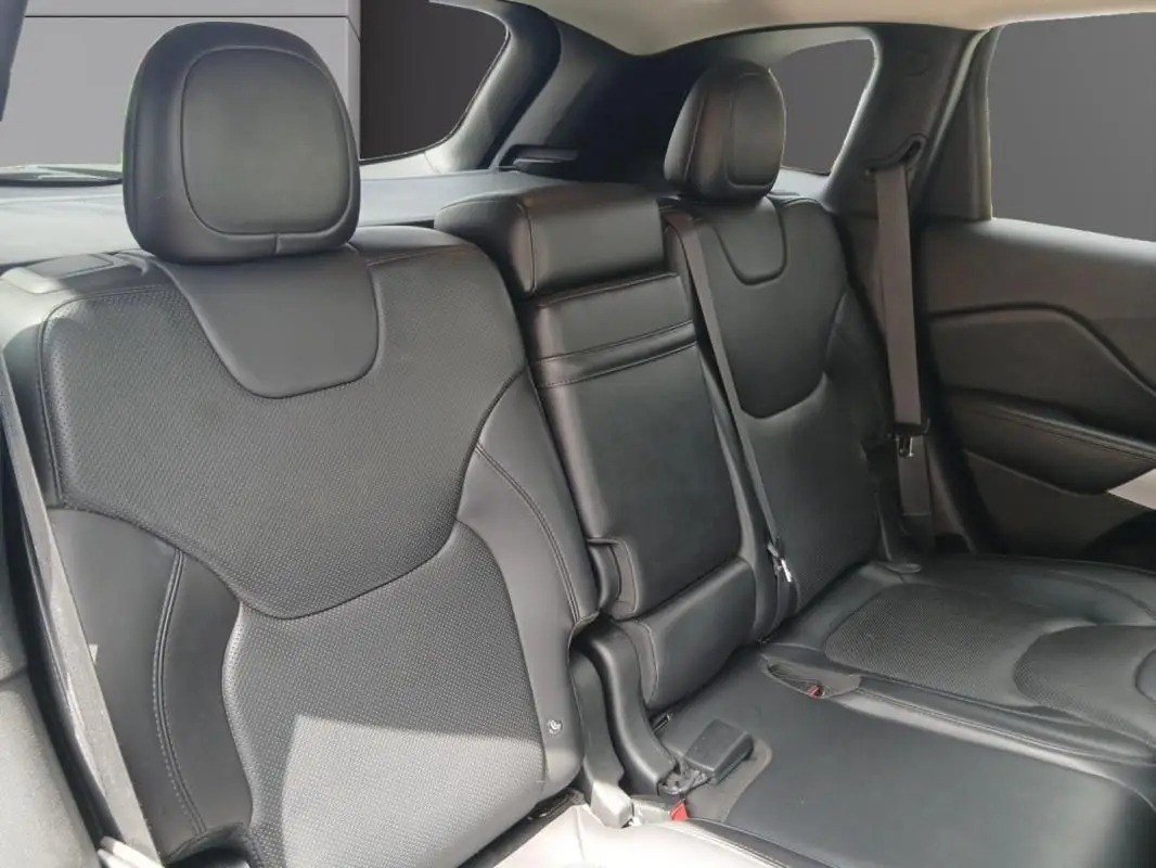 JEEP CHEROKEE 2.2 MULTIJET 200 CH OVERLAND - Image 4