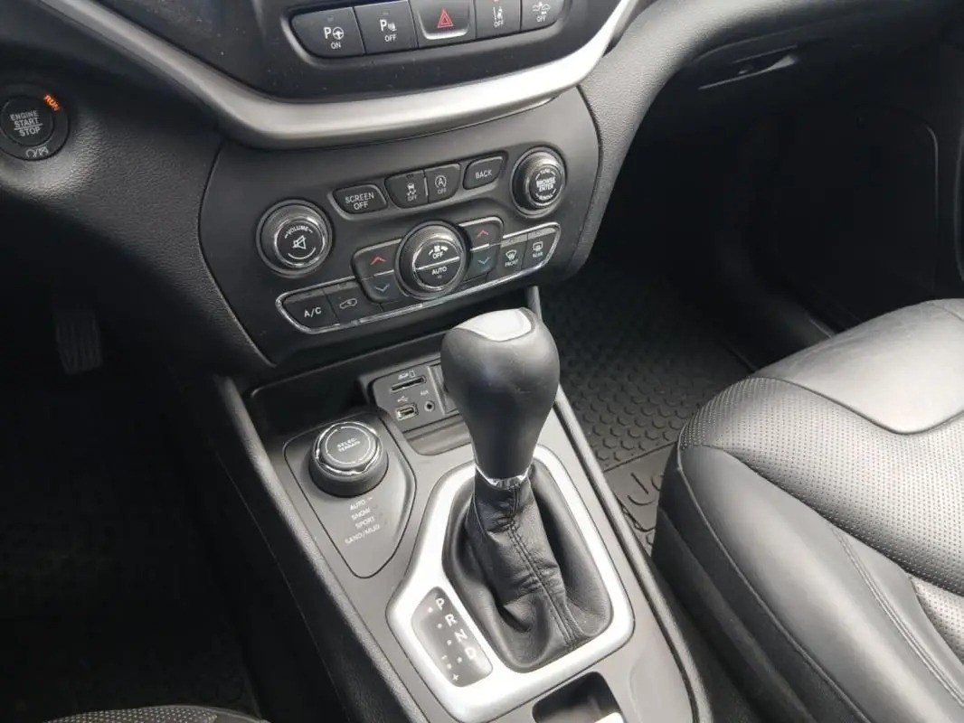 JEEP CHEROKEE 2.2 MULTIJET 200 CH OVERLAND - Image 7