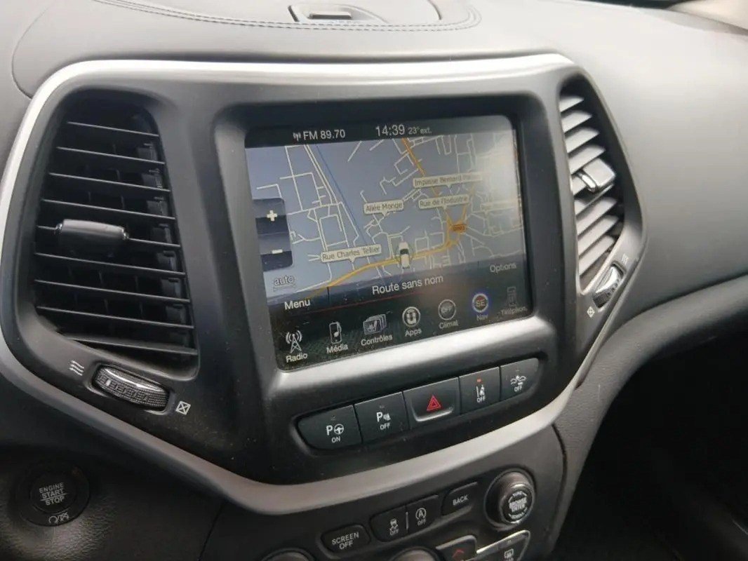 JEEP CHEROKEE 2.2 MULTIJET 200 CH OVERLAND - Image 9