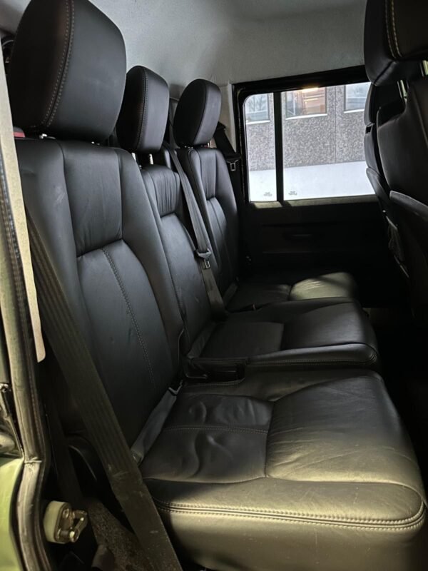 LAND ROVER DEFENDER 110 STATION WAGON TD5 - Image 20
