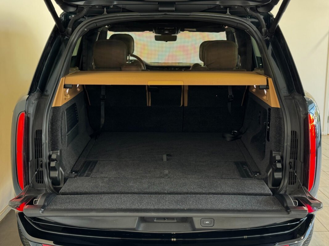 LAND ROVER RANGE ROVER D350 AUTOBIOGRAPHIE SVO - Image 17