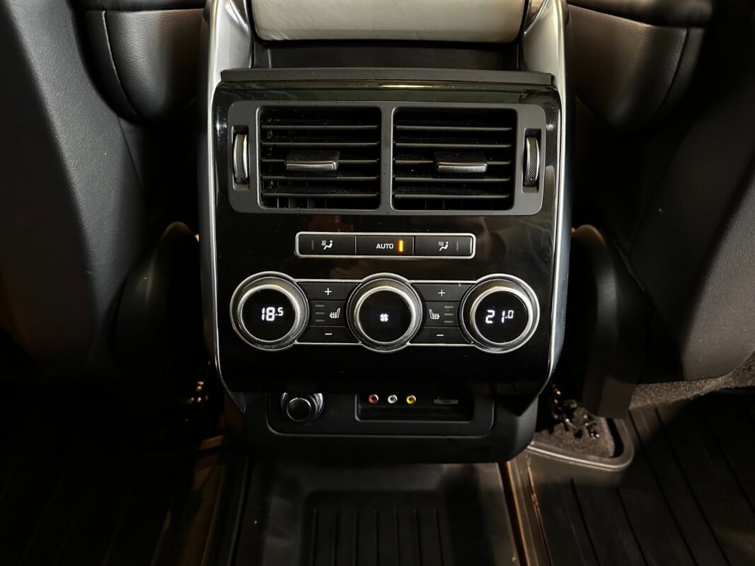 LAND ROVER RANGE ROVER SPORT II SDV6 3.0 AUTOBIOGRAPHY DYNAMIC MARK I - Image 20