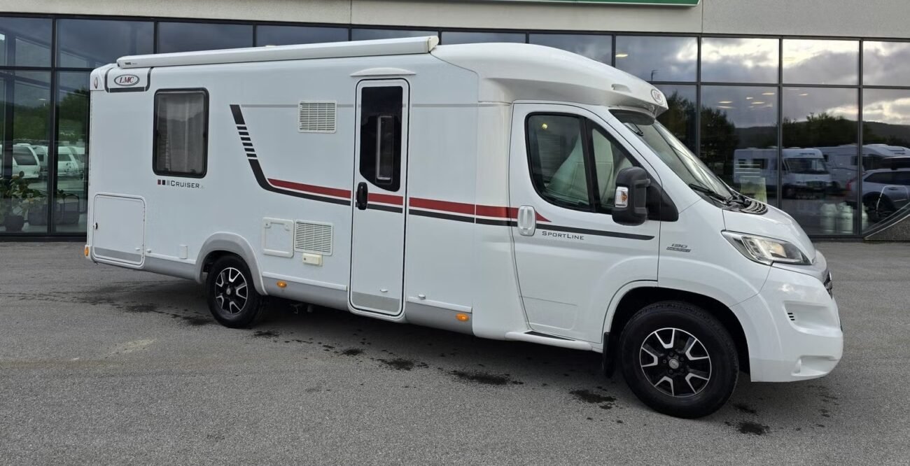 LMC CRUISER T 722 - Image 7