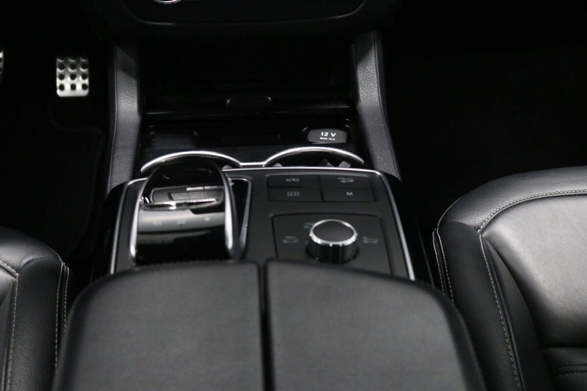 MERCEDES-BENZ COUPE I 350 D 258CH FASCINATION 4MATIC 9G-TRONIC - Image 11
