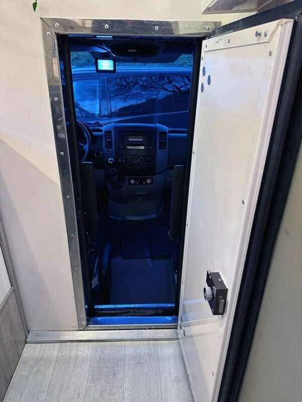 MERCEDES SPRINTER 316 CDI - Image 16