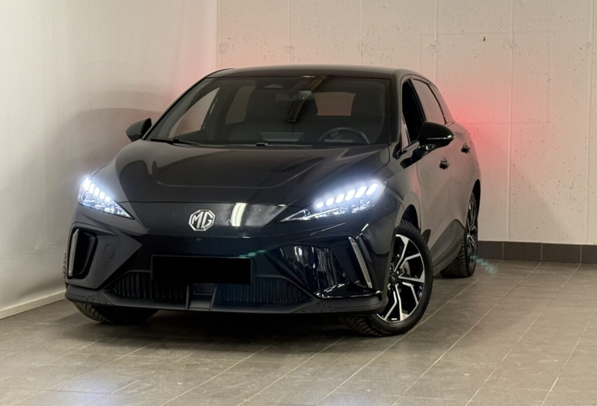 MG MOTOR MG4 EV LUXURY - Image 5