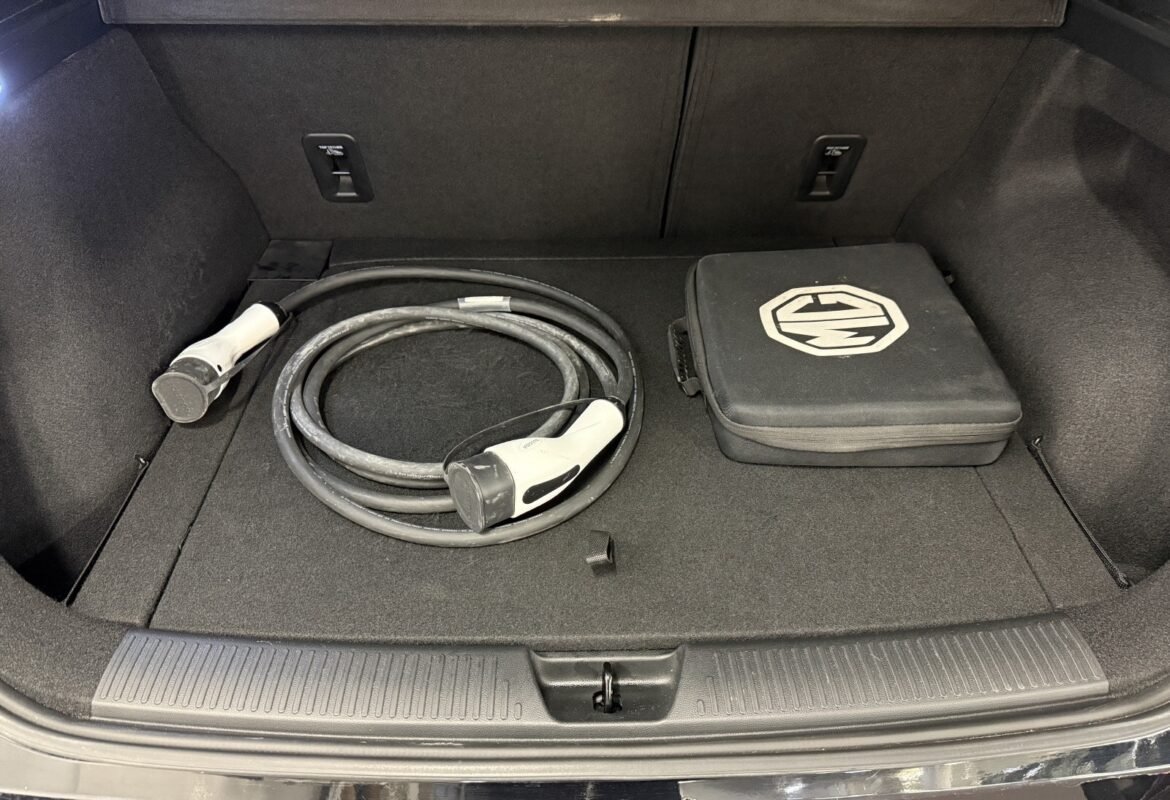MG MOTOR MG4 EV LUXURY - Image 10