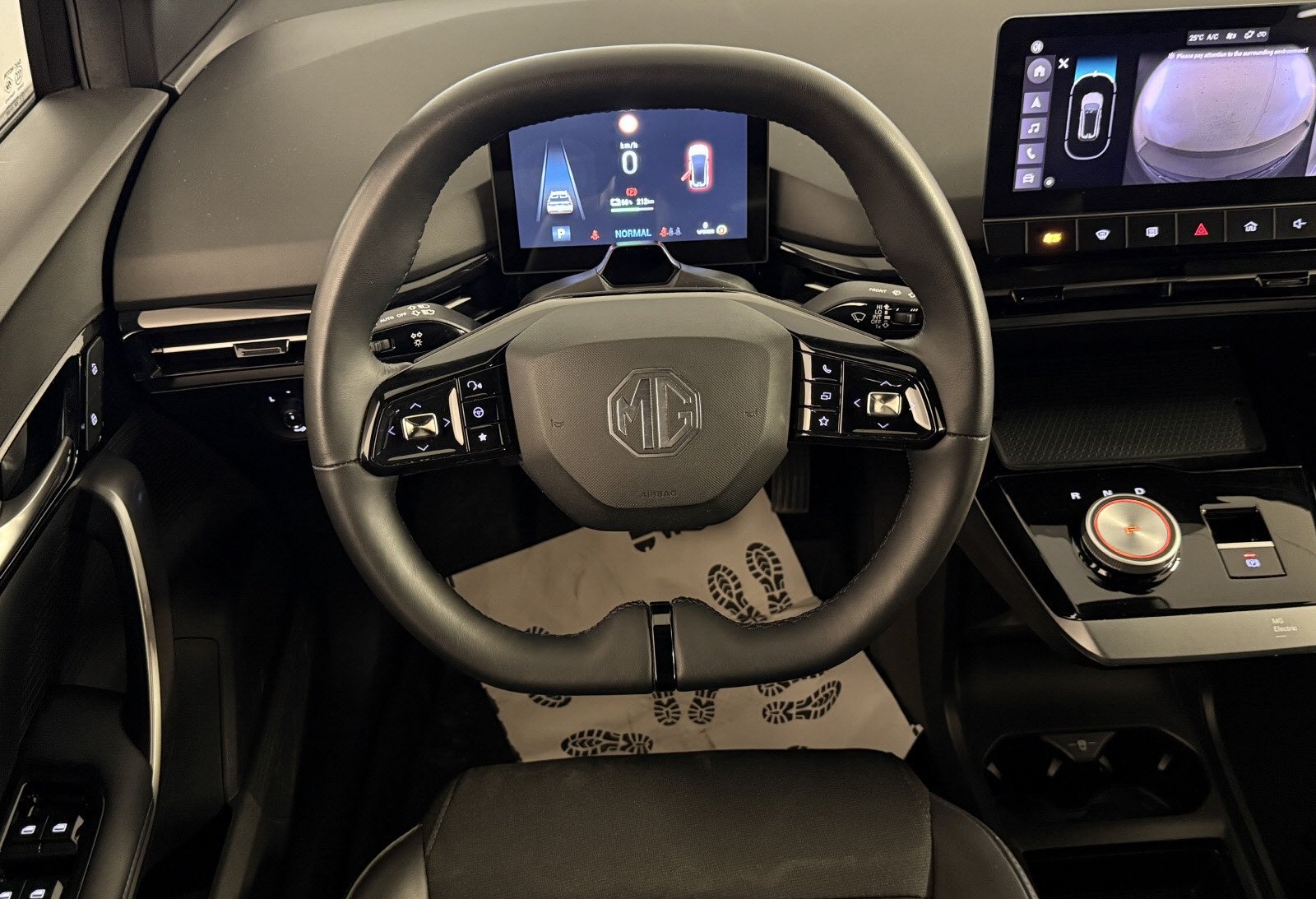 MG MOTOR MG4 EV LUXURY - Image 12
