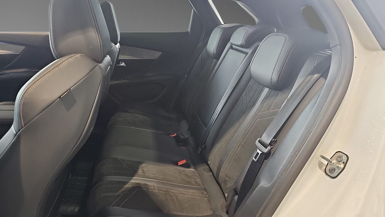 PEUGEOT 3008 II 1.5 BLUEHDI 130CH S&S GT EAT8 - Image 10