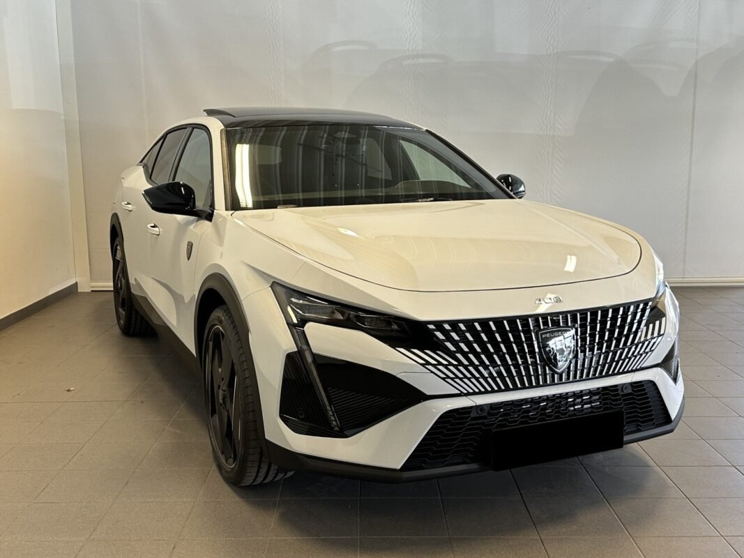 PEUGEOT 408 PLUG-IN HYBRID GT E-EAT8 - Image 4