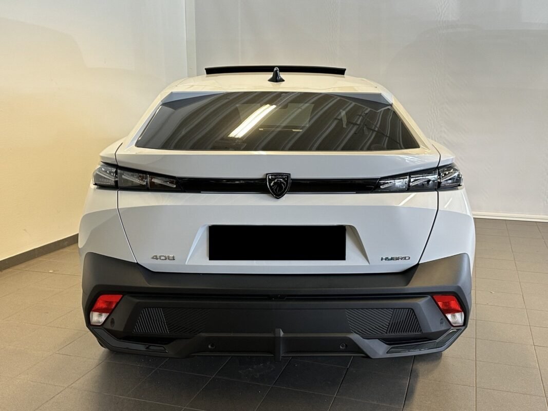 PEUGEOT 408 PLUG-IN HYBRID GT E-EAT8 - Image 9