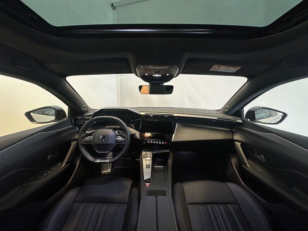 PEUGEOT 408 PLUG-IN HYBRID GT E-EAT8 - Image 20