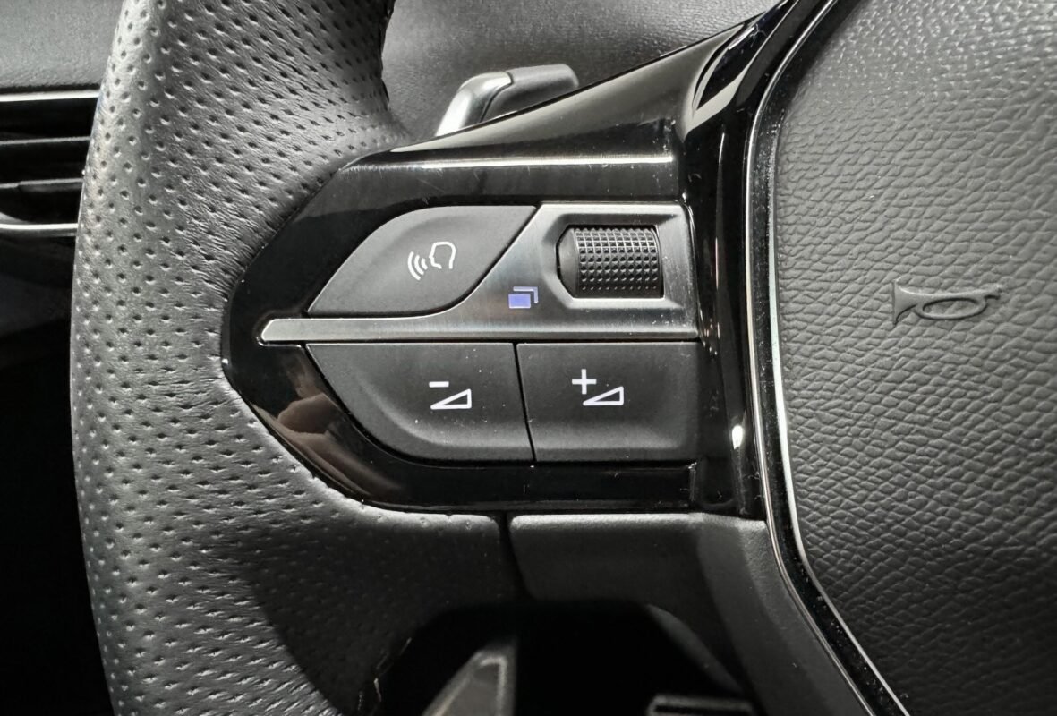 PEUGEOT 5008 II 1.5 BLUEHDI 130CH S&S GT PACK EAT8 - Image 19