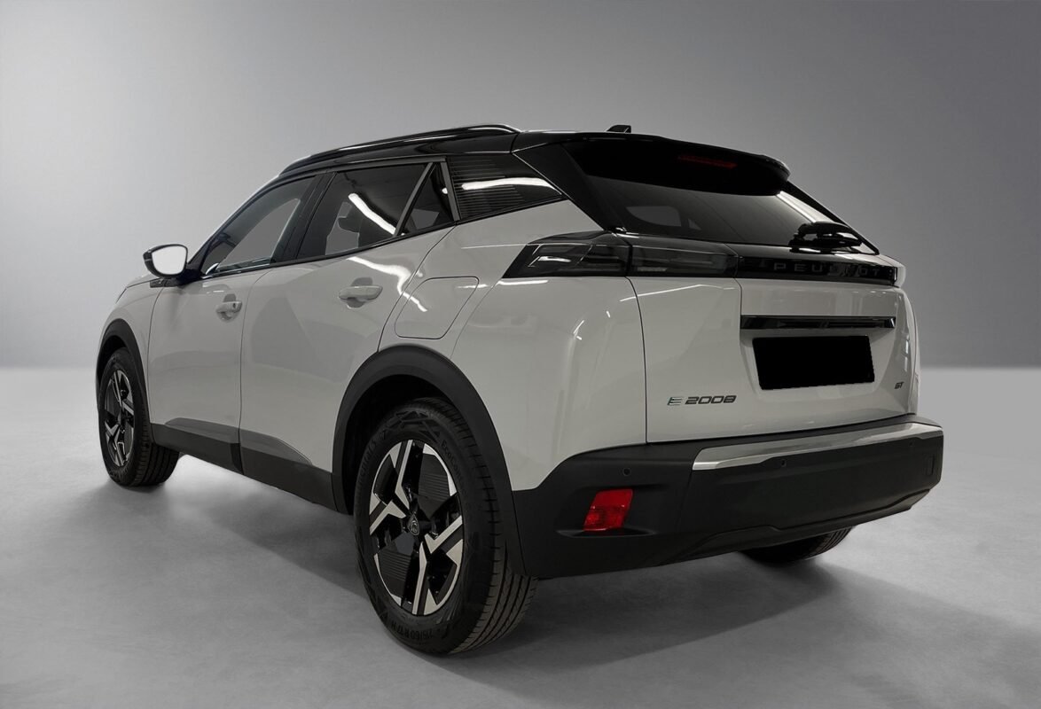 PEUGEOT E-2008 156 CH GT - Image 6
