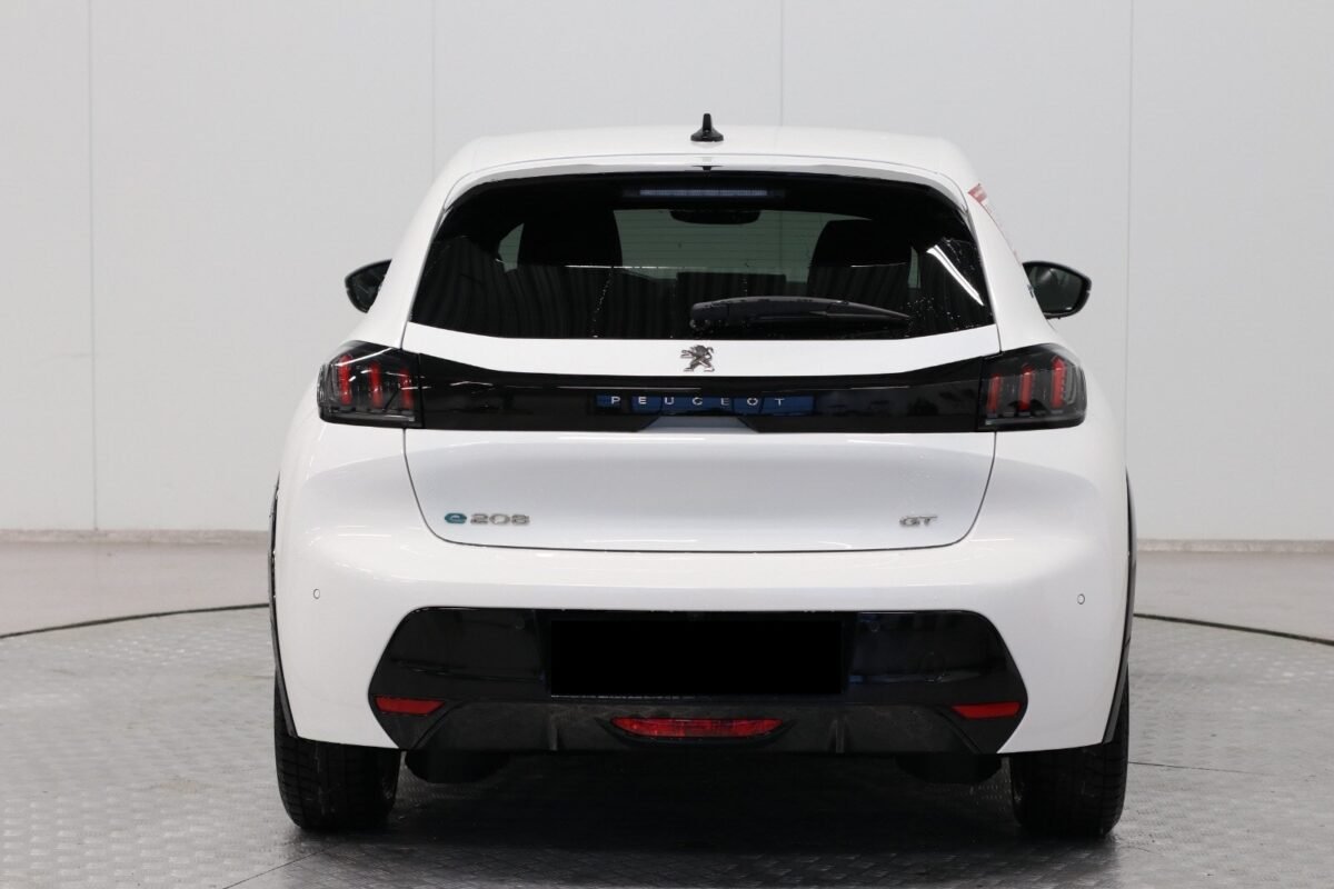 PEUGEOT E-208 136CH GT - Image 5