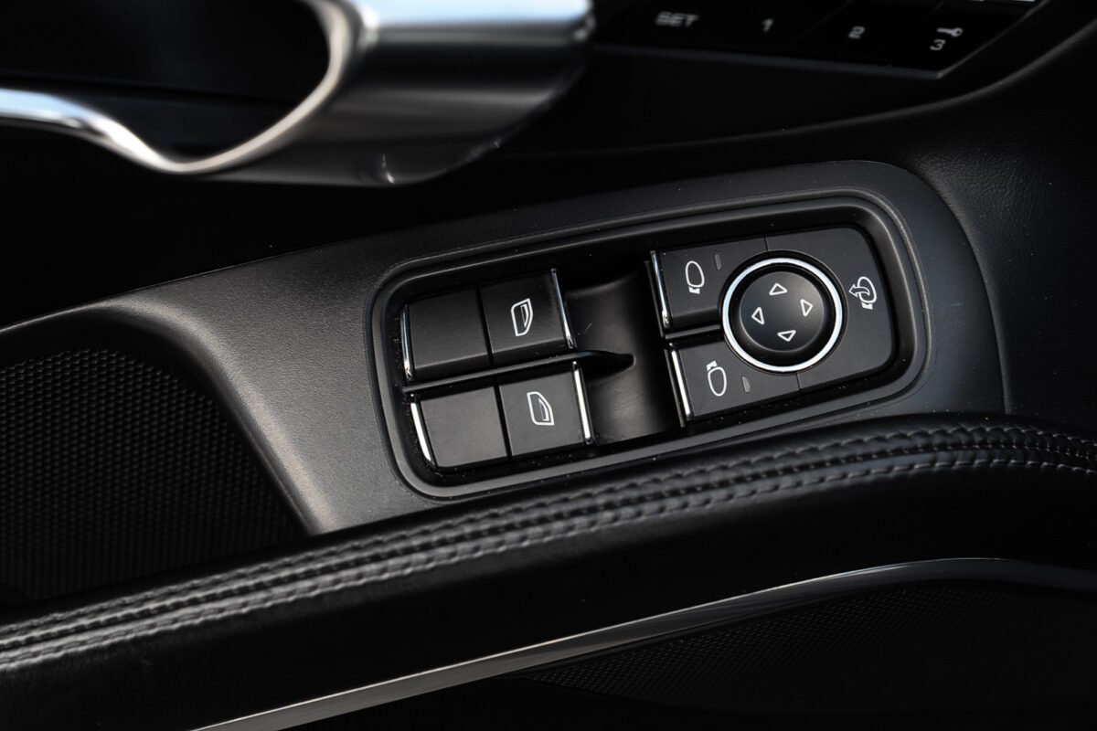PORSCHE 911 COUPE V (991) CARRERA 4S PDK - Image 20