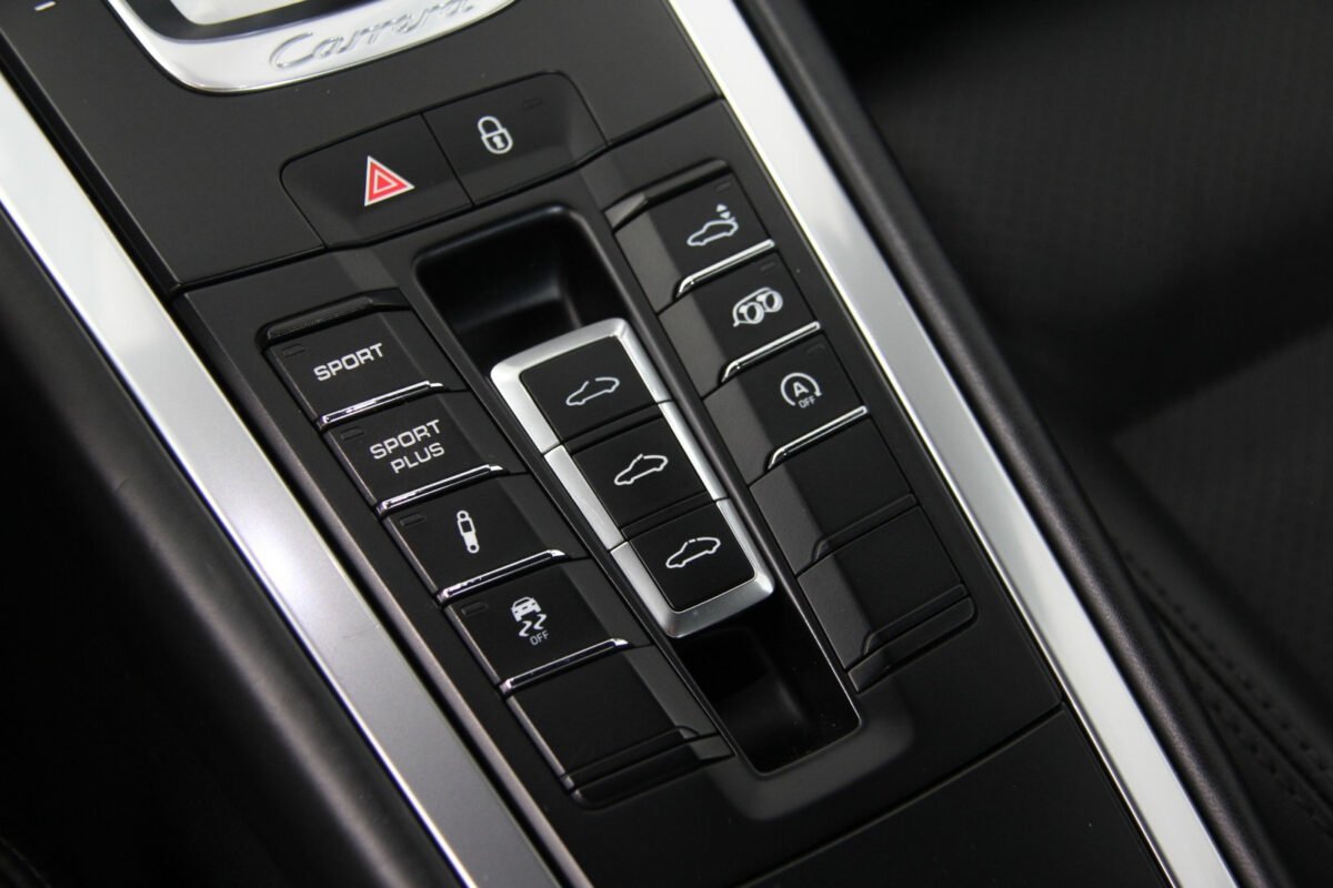 PORSCHE 911 COUPE V (991) CARRERA 4S PDK - Image 14