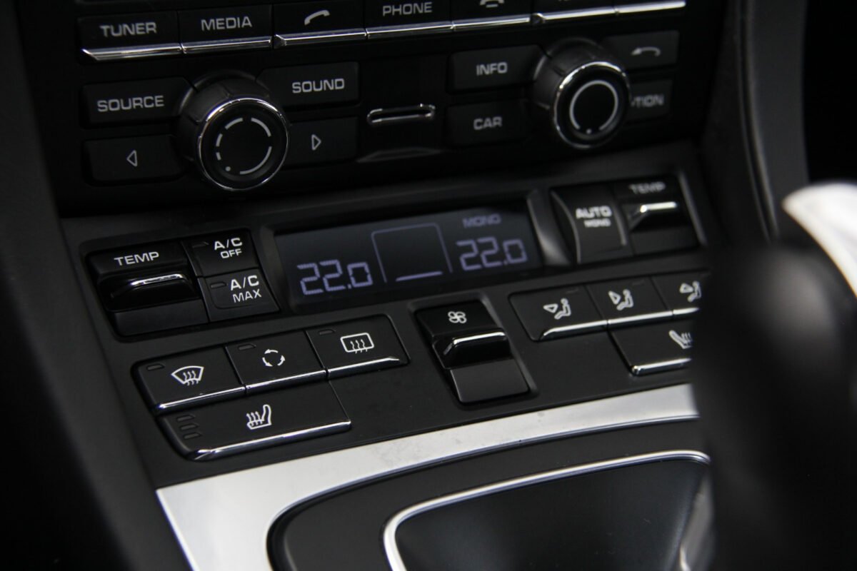 PORSCHE 911 COUPE V (991) CARRERA 4S PDK - Image 16