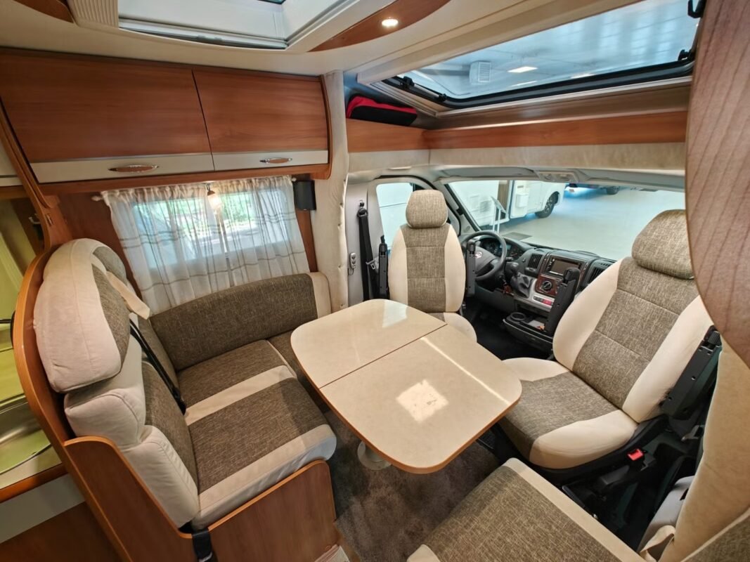 RAPIDO 250 - Image 6