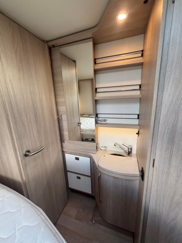 RAPIDO 650 FF - Image 20