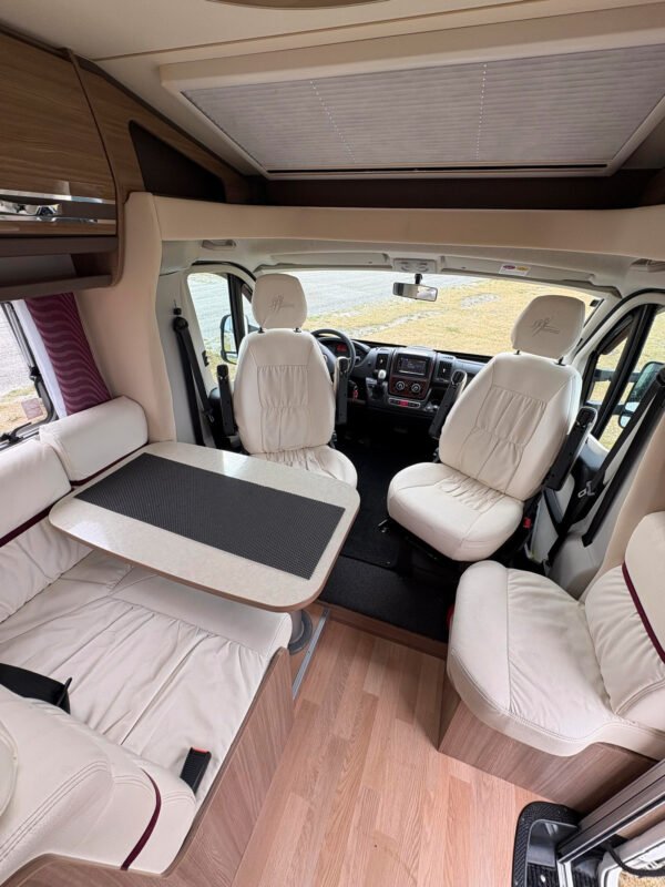 RAPIDO 680 FF - Image 9