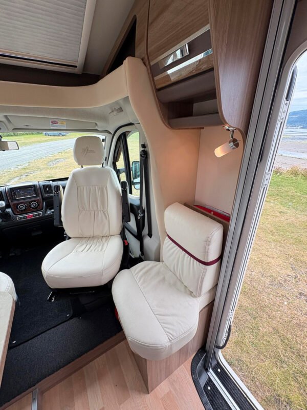RAPIDO 680 FF - Image 12