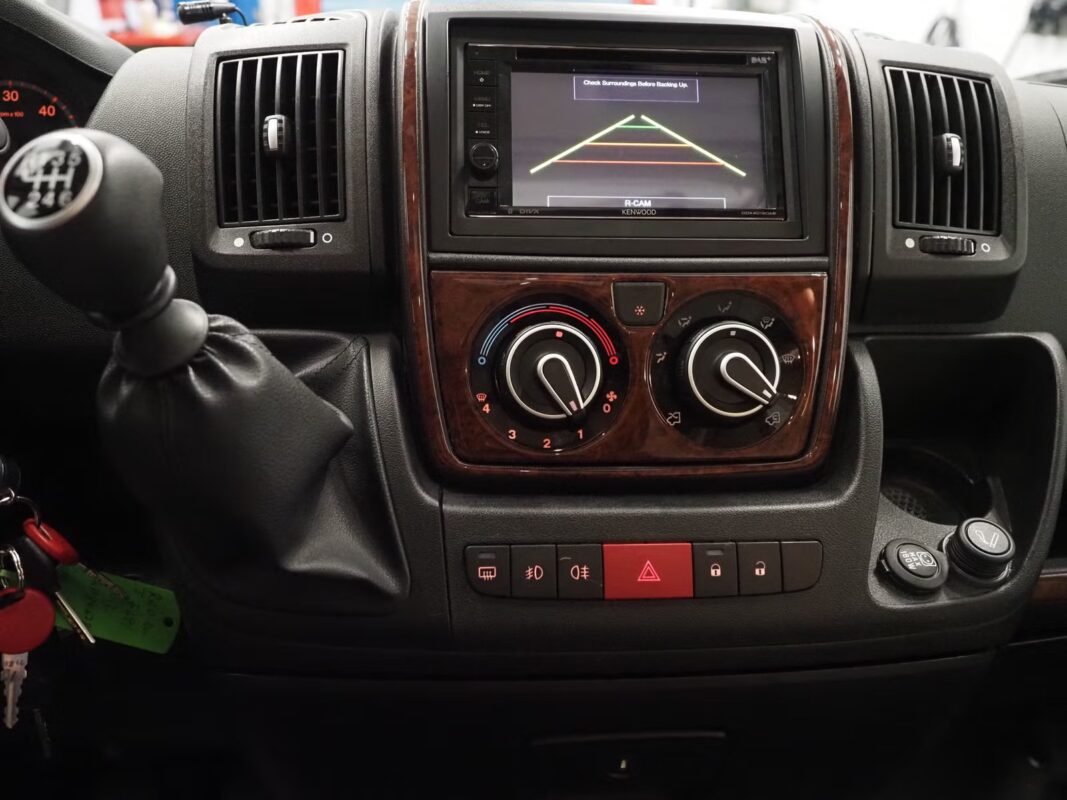 RAPIDO 691 FF - Image 6