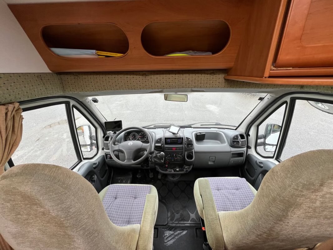 RAPIDO 763 F - Image 8