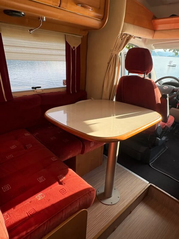RAPIDO 790FF - Image 10