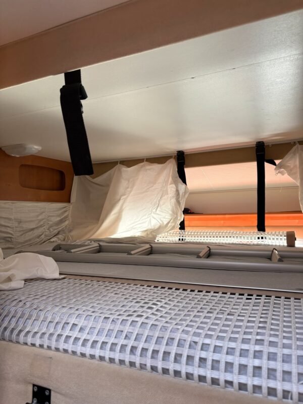 RAPIDO 790FF - Image 17